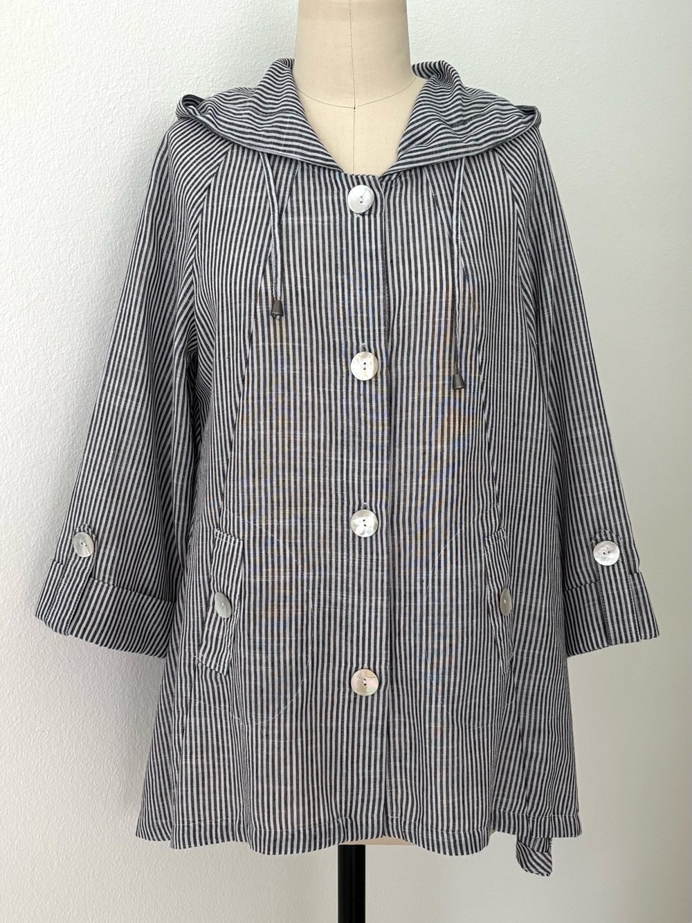 JNY Jones New York Hooded Jacket NWOT Black White Stripes MOP-Buttons Nautical M